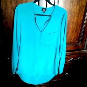 Massimo Women's Turquoise Long Sleeve Open Neckline Button Up Blouse Sm Oversize